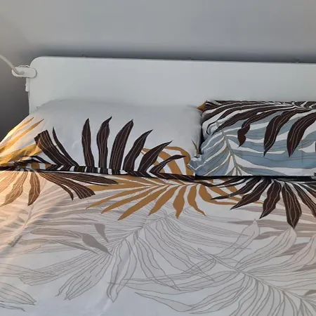 아파트 Sea Vibes With Great Terrace And Sea View