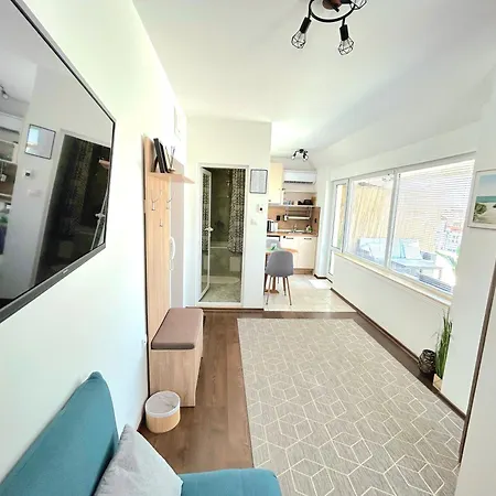 Sea Vibes With Great Terrace And Sea View 아파트